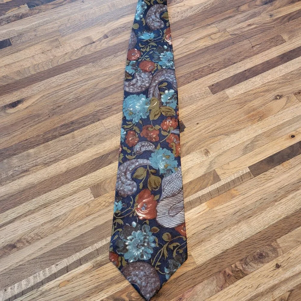 Bugatti Vintage Blue Floral Neck Tie